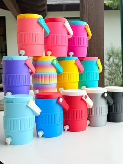 Retro Jug Cooler Can Holders