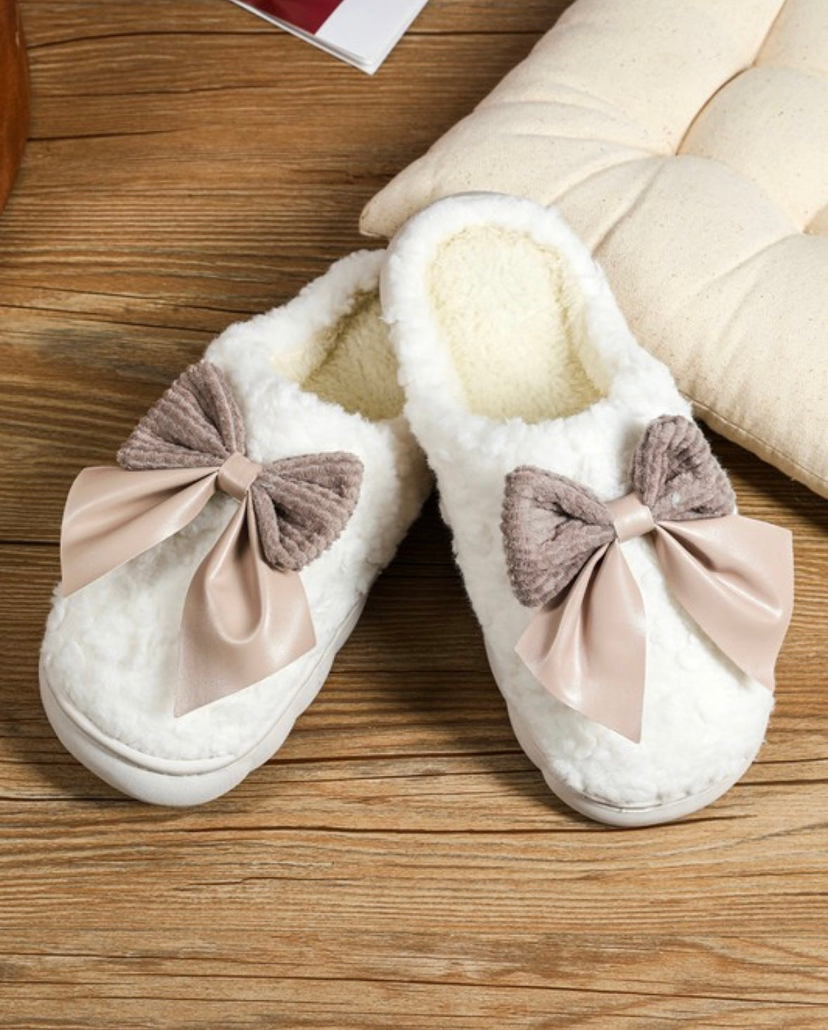 Fuzzy Bow Slippers