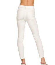 Load image into Gallery viewer, Zenana Skinny Jeans