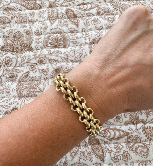 Charming Chain Bracelet