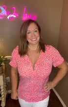 Load image into Gallery viewer, Hot Pink Ditsy Print Top