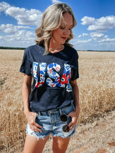Load image into Gallery viewer, Floral USA tee